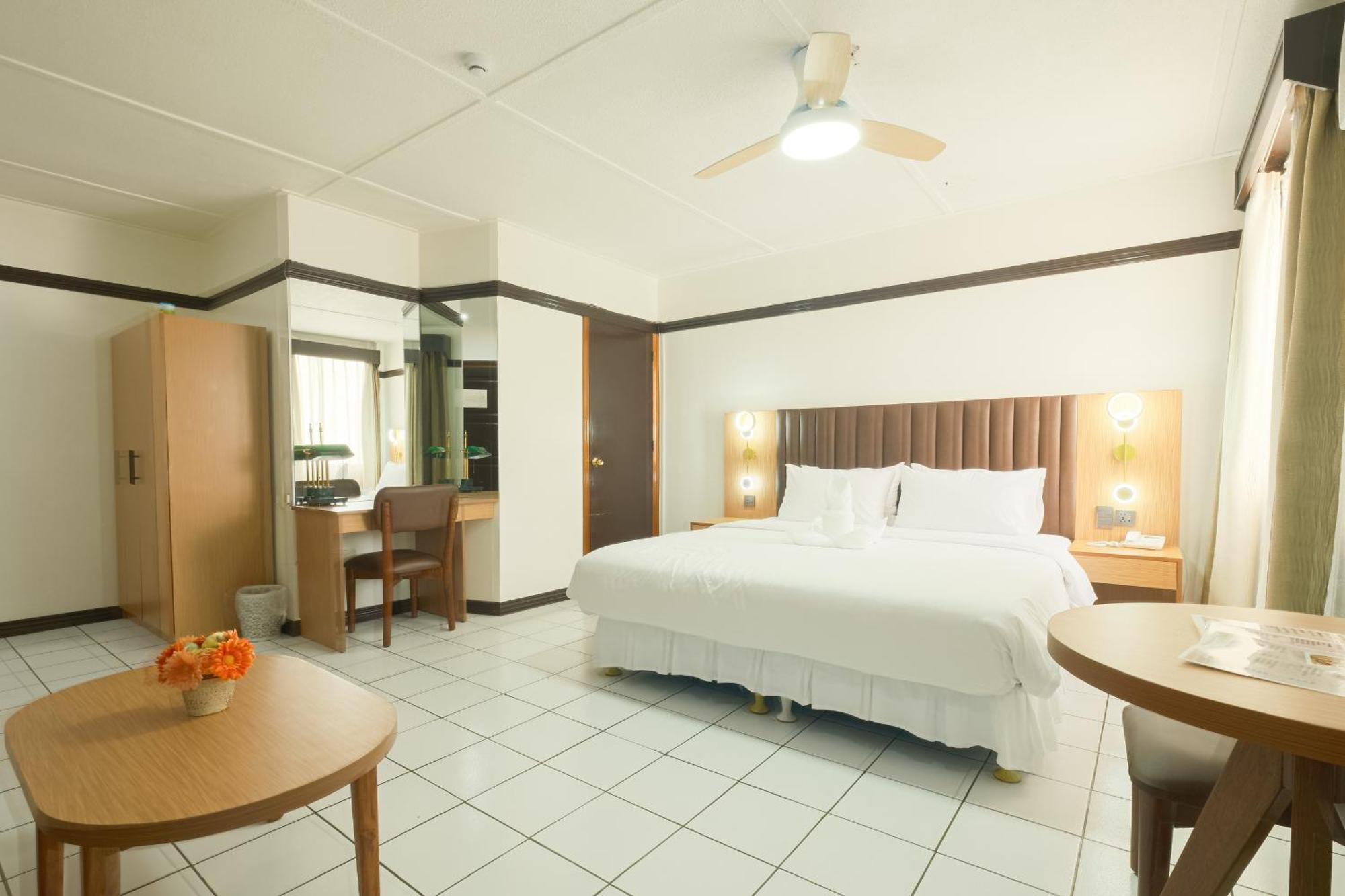 Orchid Inn Angeles Room photo