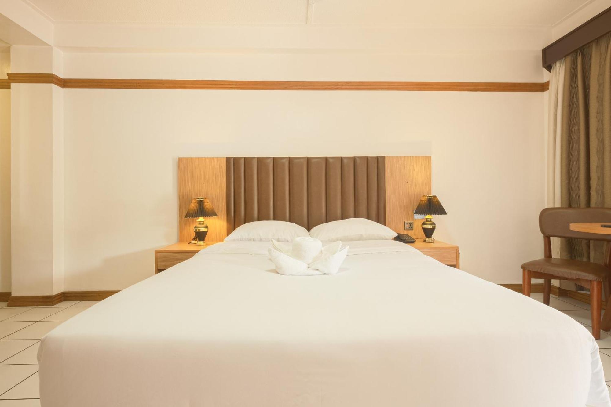 Orchid Inn Angeles Room photo