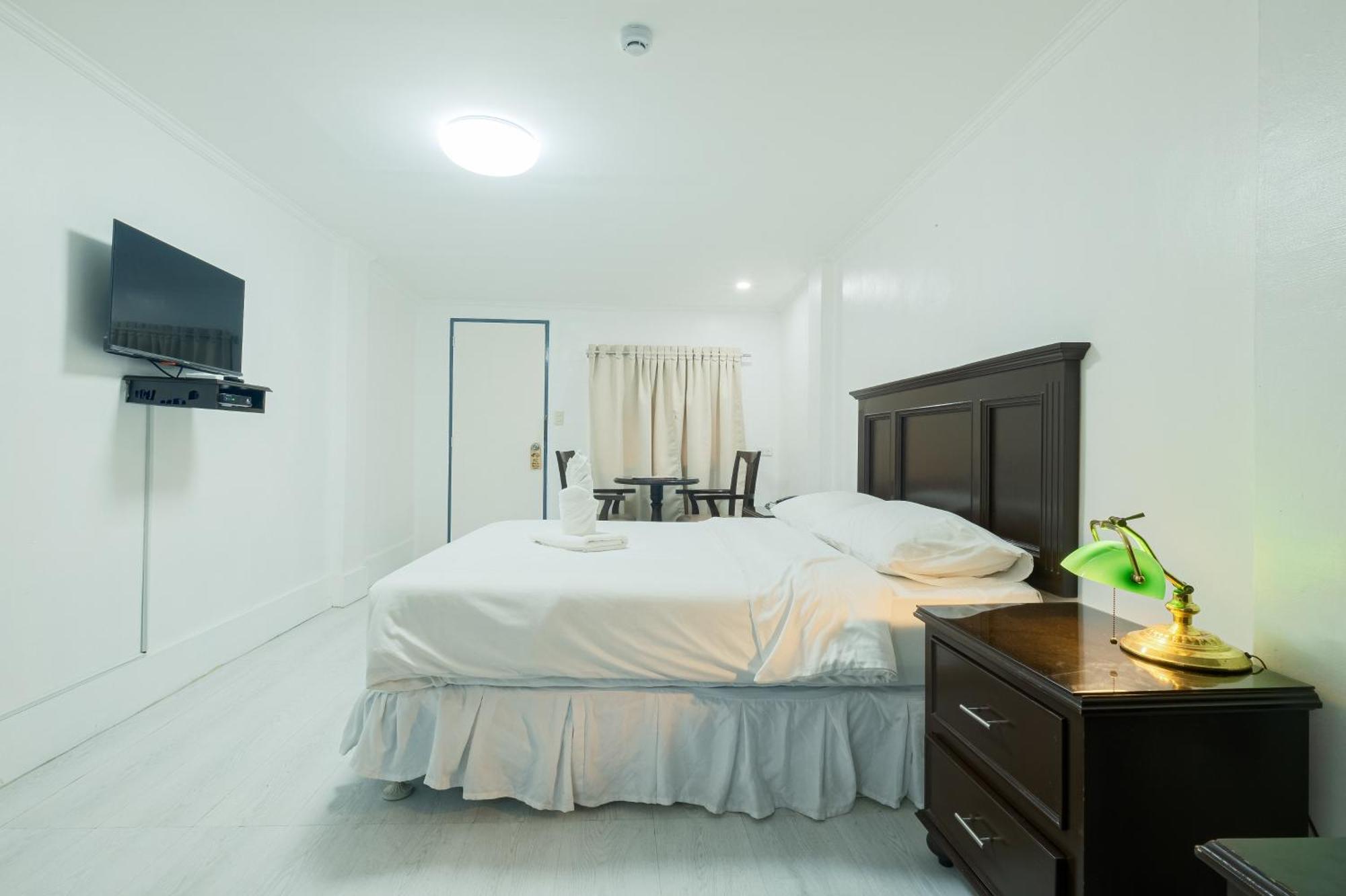 Orchid Inn Angeles Room photo